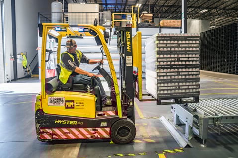 Sell Drinks Online Production and Logistics Forklift