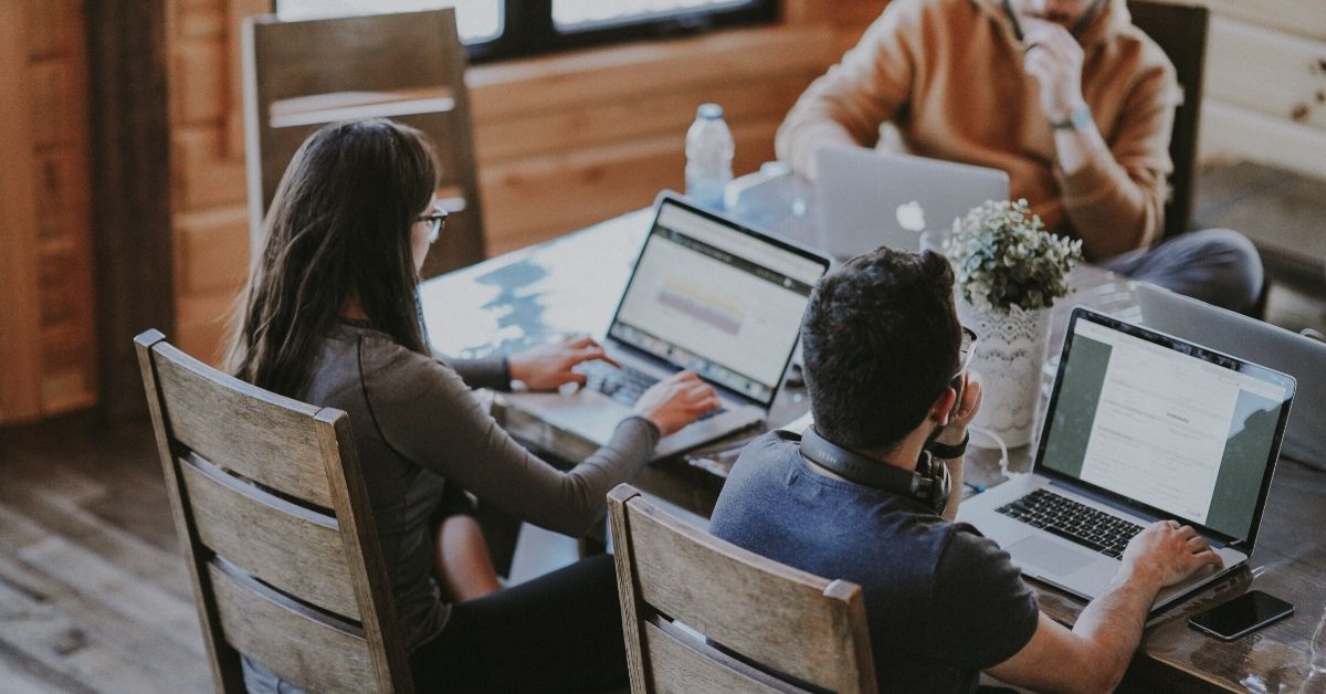 HubSpot Pros and Cons for eCommerce: What Brands Need to Know